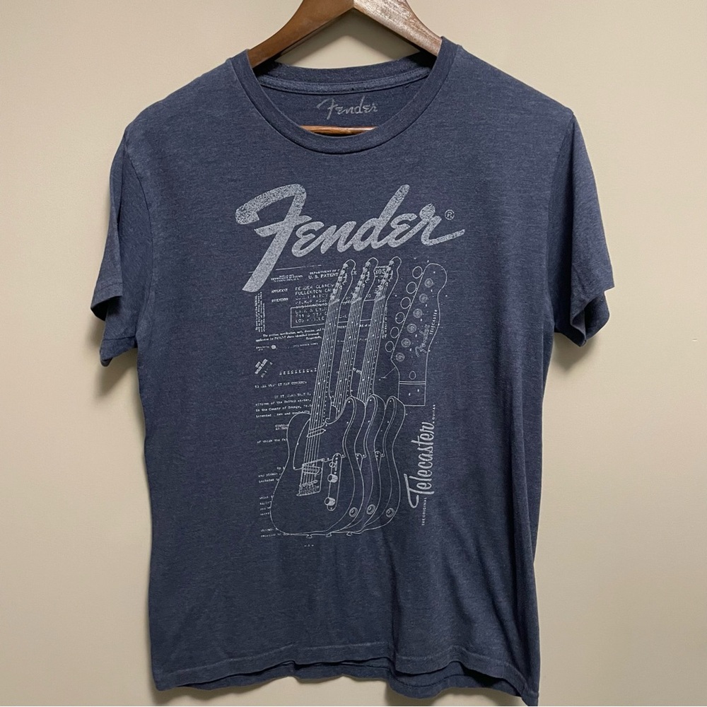Fender Guitar Blue & White Graphic Print T-shirt Men’s Medium